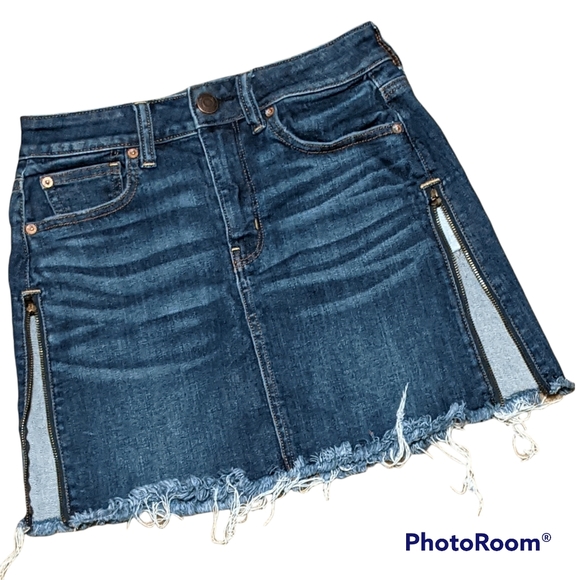 American Eagle denim skirt zipper destress whiskering 2 - Picture 5 of 8